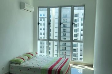 Meridin Bayvue Apartment