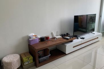 Meridin Bayvue Apartment