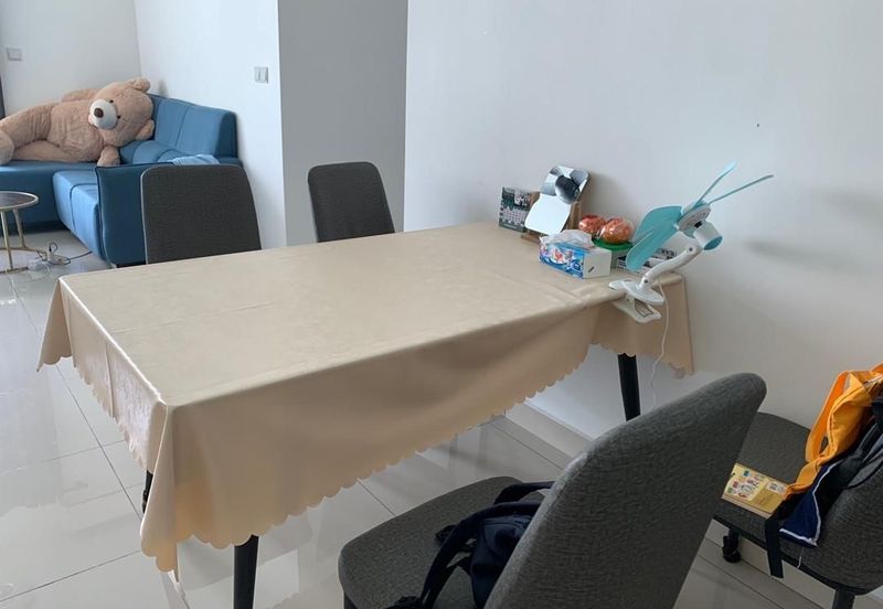 Meridin Bayvue Apartment