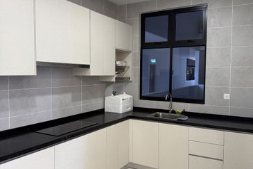 Twin Tower Residence