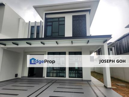 Setia Tropika Semi-Detached house fully furnished and facing south , Johor, Setia Tropika