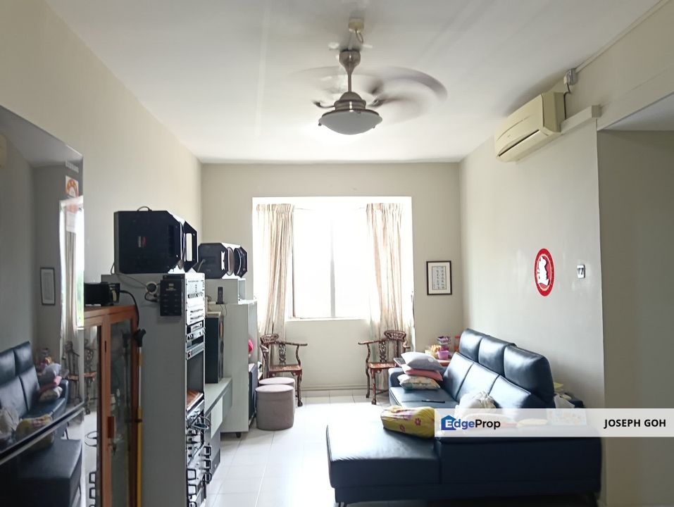 Gelang patah Nusa perdana apartment for sale, renovated unit fee rm200k, Johor, Gelang Patah