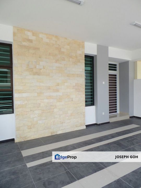 Taman Ungku Tun Aminah Promenade Cluster house For sale , Johor, Skudai