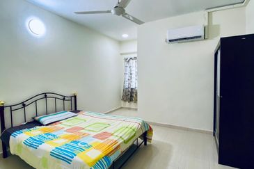 Bangunan Duta Impian (The Embassy Suites)