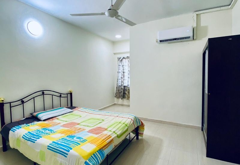 Bangunan Duta Impian (The Embassy Suites)