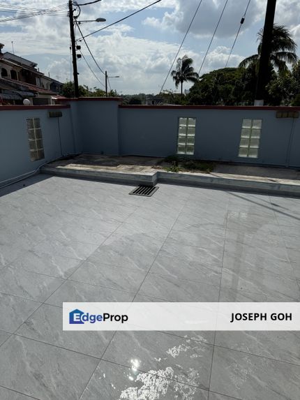 Desa Cermerlang Double Storey Terrace Endlot with 10ft land for sale , Clean and tidy condition,good  in condition, Johor, Ulu Tiram
