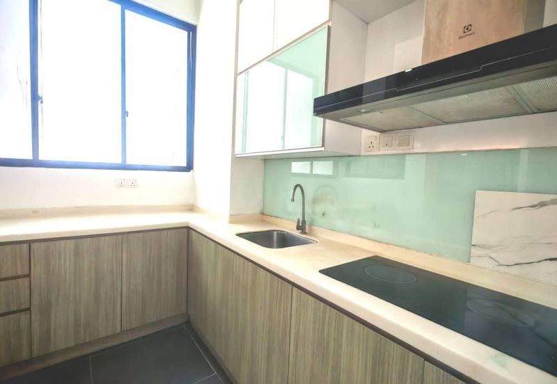 Sky Loft Premium Suites, Bukit Indah