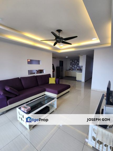 Taman Molek , Molek Pine 4 , High floor facing Mid Valley view, Johor, Johor Bahru