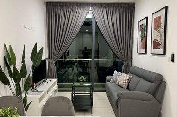 The M @ Medini Macrolink