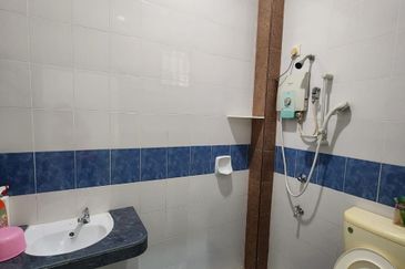 Jalan Jaya Putra 2/35