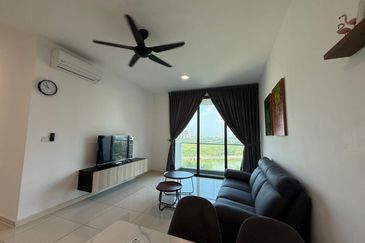 The M @ Medini Macrolink