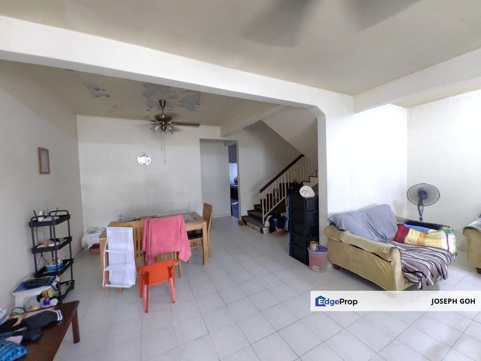Bandar Putra double storey terrace, Jalan Kasawari , Johor, Kulai