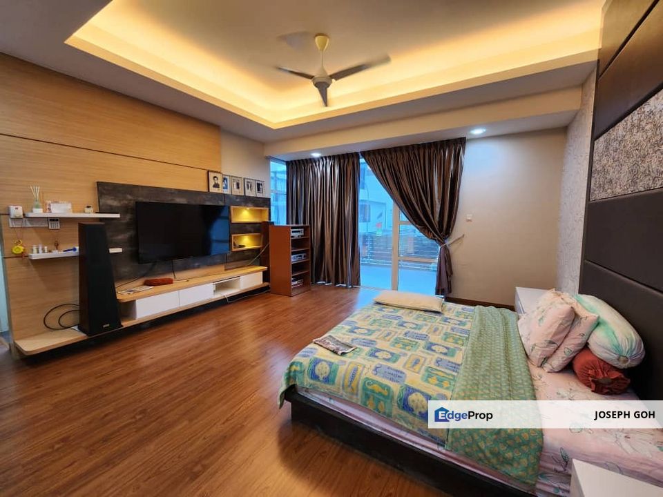 Austin heights Kiara 1, Double Storey Cluster 5 rooms with fully furnished , Johor, Johor Bahru