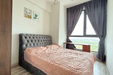 The M @ Medini Macrolink