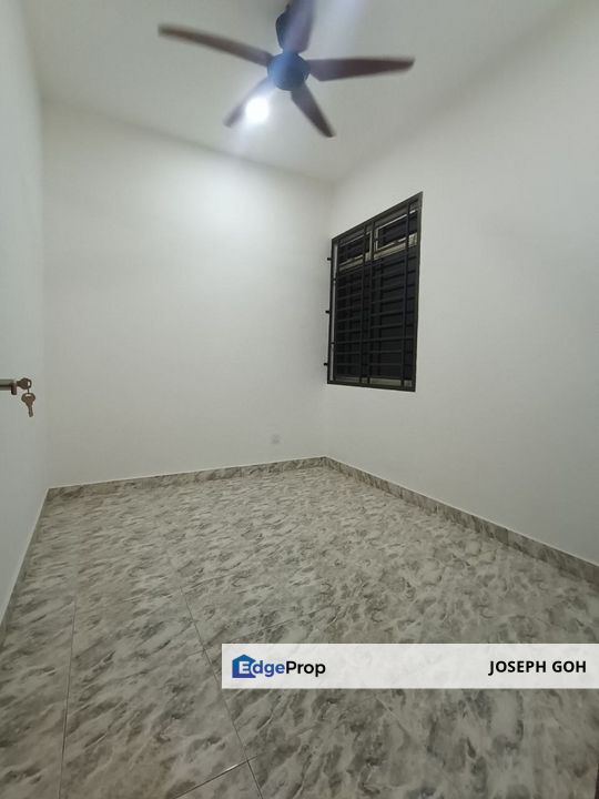 Taman Gunung Pulai, 3 Storey Terrace House For Rent, Johor, Kulai