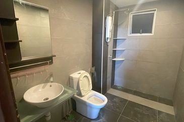 Dedaun Hijau (Greenfield Regency)