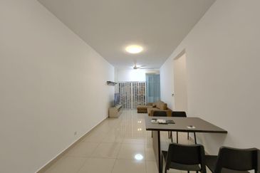 Meridin Bayvue Apartment