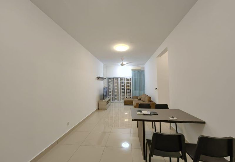 Meridin Bayvue Apartment