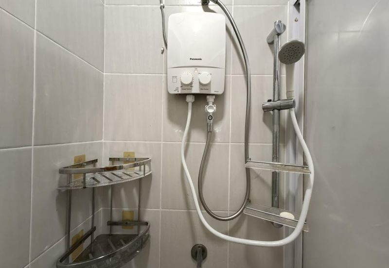 Meridin Bayvue Apartment