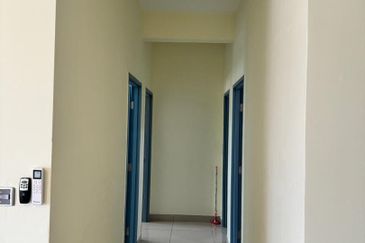 Meridin Bayvue Apartment