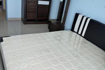 Meridin Bayvue Apartment