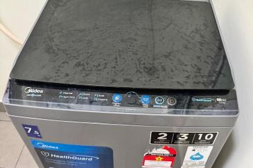 Meridin Bayvue Apartment