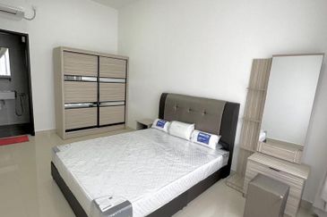 Twin Tower Residence