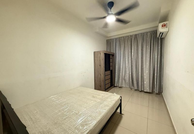 Meridin Bayvue Apartment