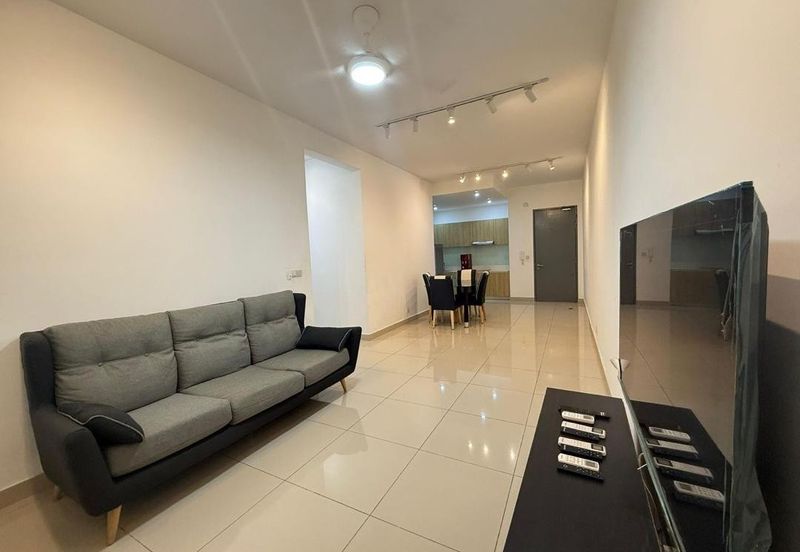 Meridin Bayvue Apartment