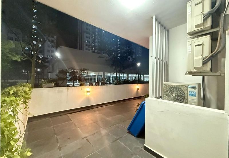 Meridin Bayvue Apartment