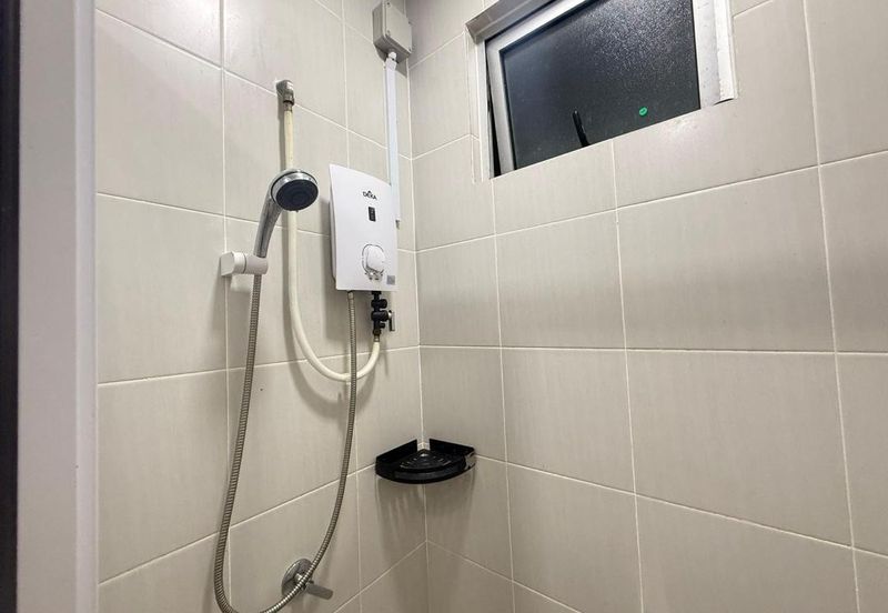 Meridin Bayvue Apartment