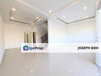 Taman Sri Kulai Baru, 2 Storey terrace house for sale ( Kulai ), Johor, Kulai