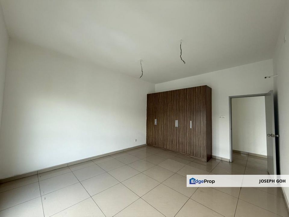 Season Luxury Apartment & Amara Larkin Penthouse For Sale, Johor, Johor Bahru
