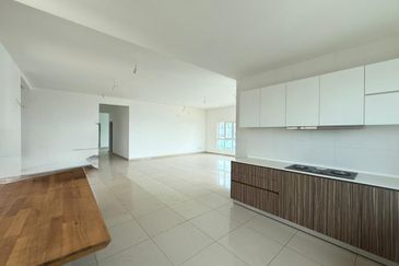 Seasons Luxury Apartments @ Amara Larkin