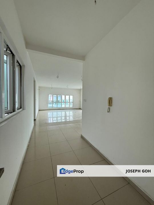 Season Luxury Apartment & Amara Larkin Penthouse For Sale, Johor, Johor Bahru