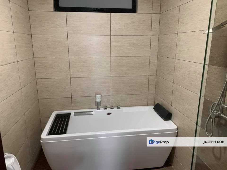 Molek Regency Studio Unit Partially Furnish For Rent, Johor, Johor Bahru