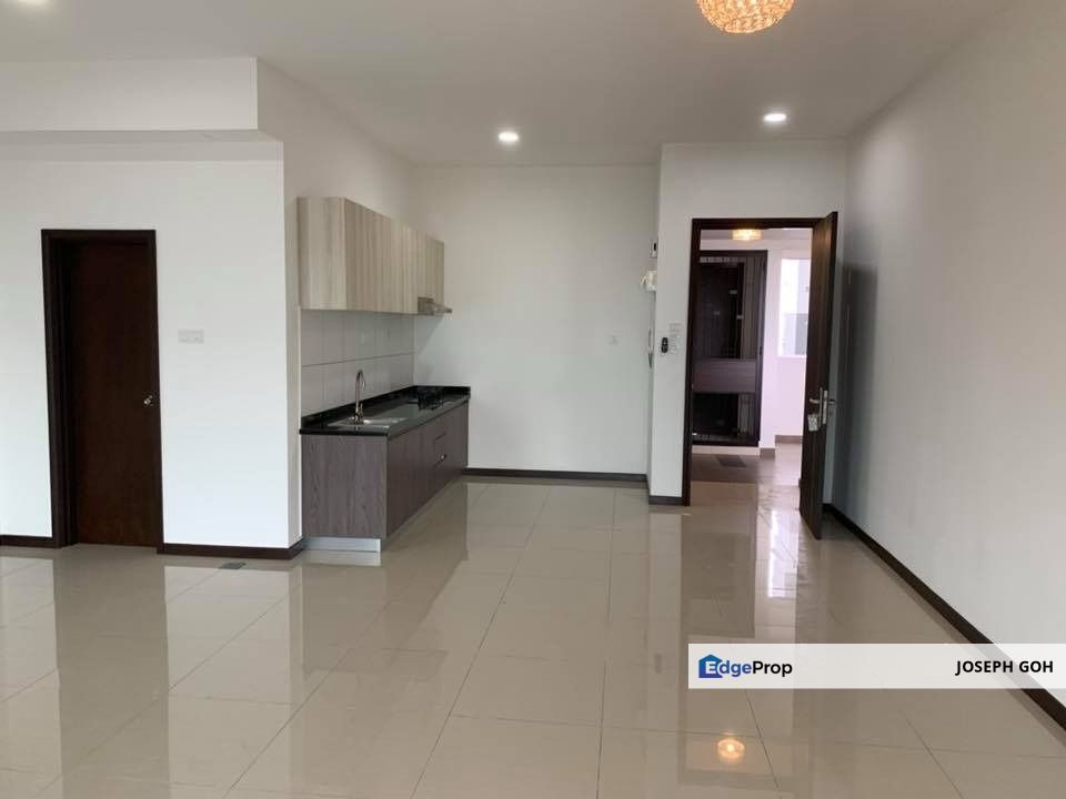 Molek Regency Studio Unit Partially Furnish For Rent, Johor, Johor Bahru