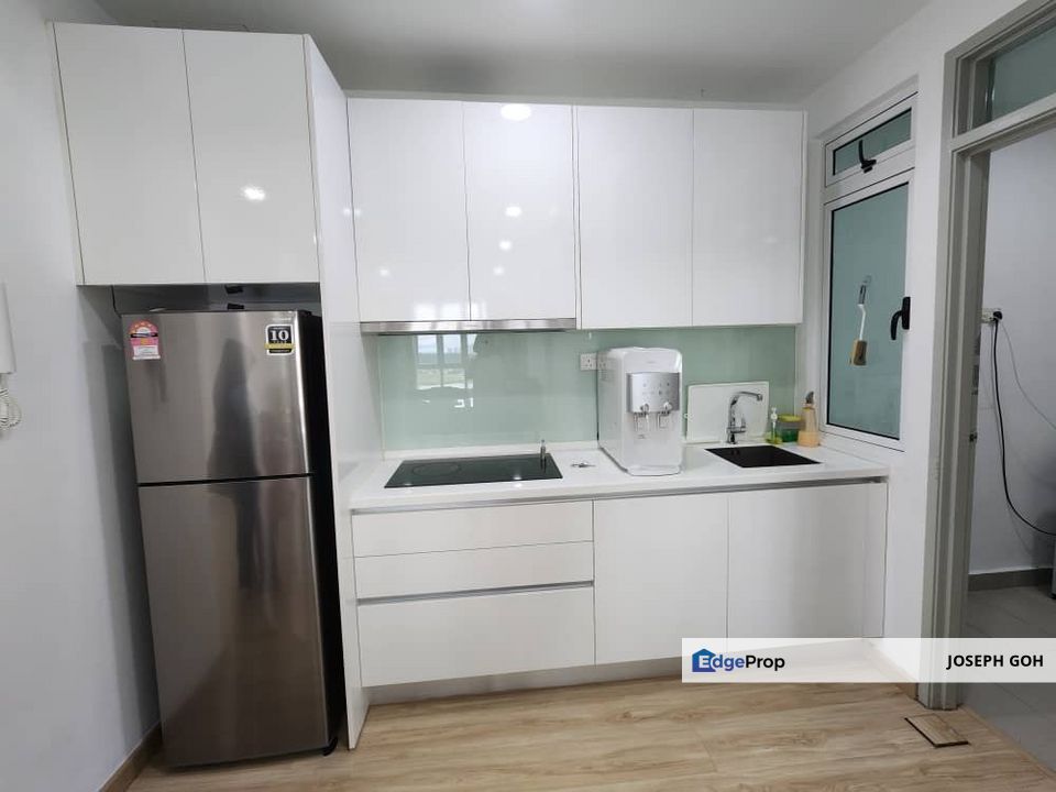 Tropez Residence @ Danga Bay , Beautiful views from balcony, far away can also see river curve., Johor, Johor Bahru