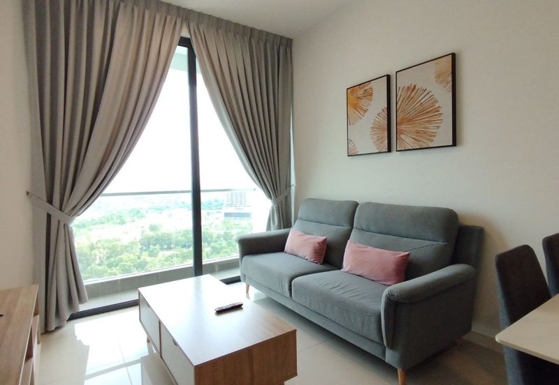 The M @ Medini Macrolink