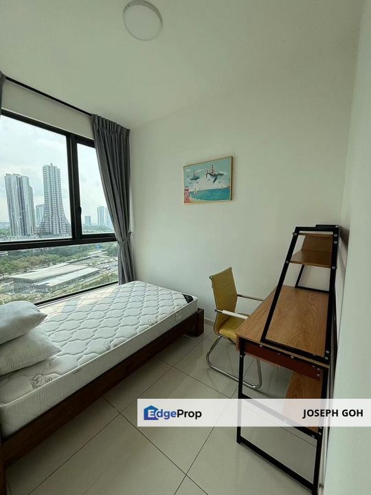 M Macrolink Apartments, Middle floor with fully furnished Tower A, Johor, 