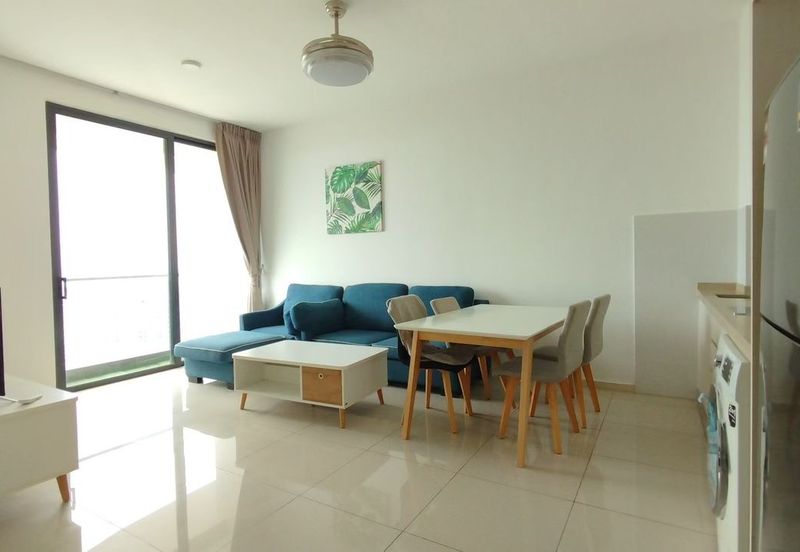 The M @ Medini Macrolink