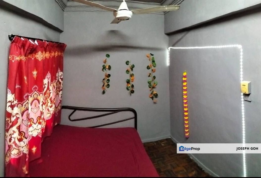 Sri Kenari Apartment, Taman Tampoi Indah , Johor, Tampoi