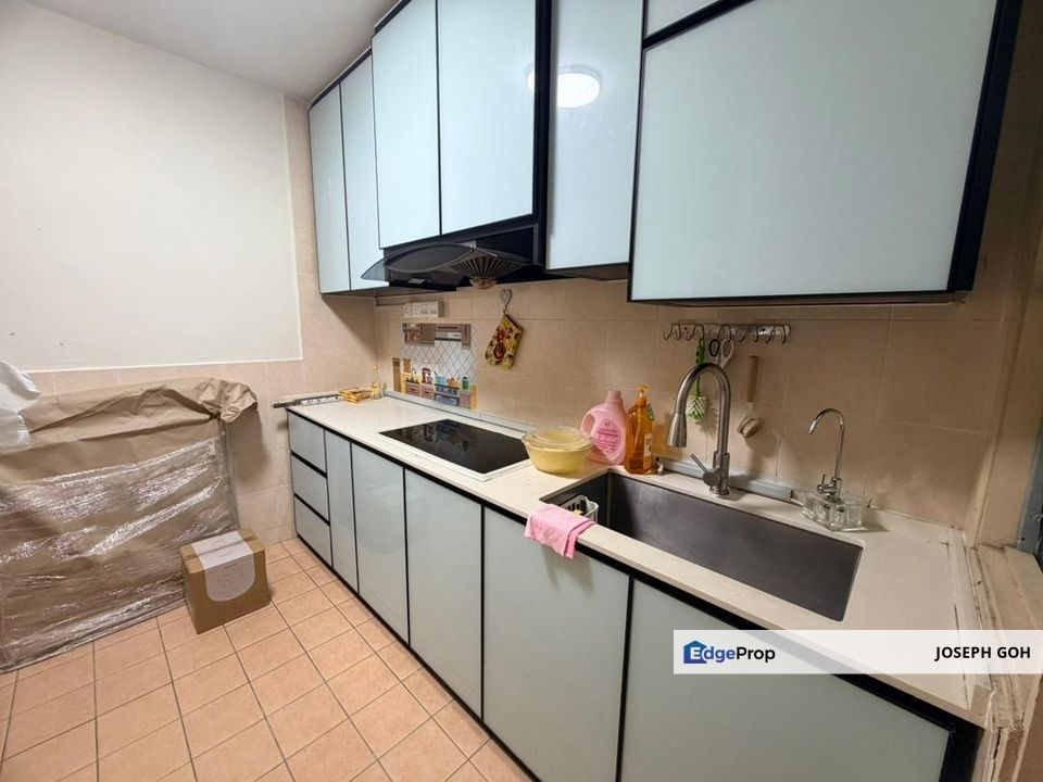 Prima Regency Apartment, 3 rooms with fully furnished , Johor, Plentong