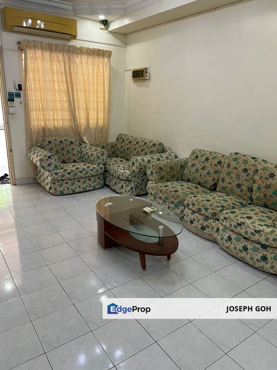 Bandar Putra Jalan Nuri, Kulai, Double Storey House , Partially Furnished , Johor, Kulai