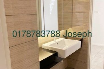 The WaterEdge Apartments