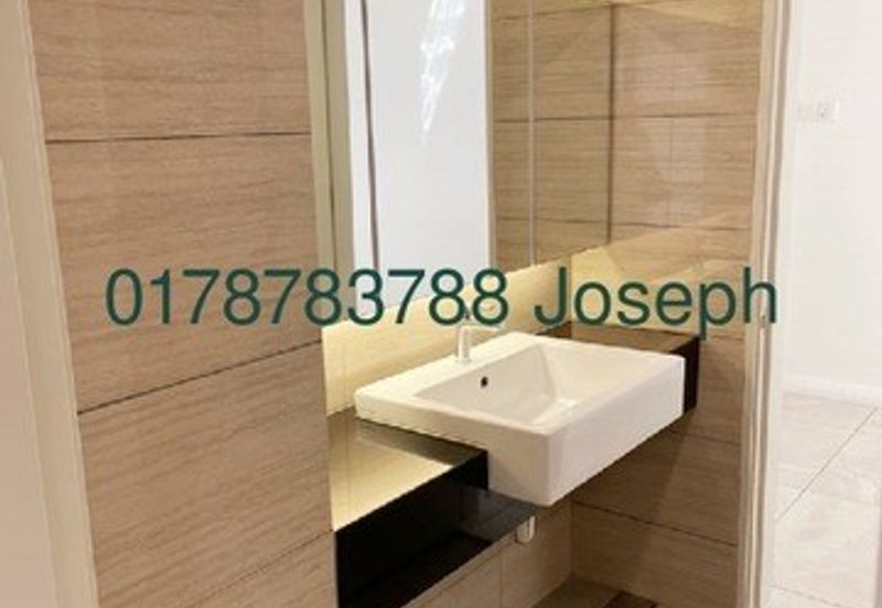 The WaterEdge Apartments