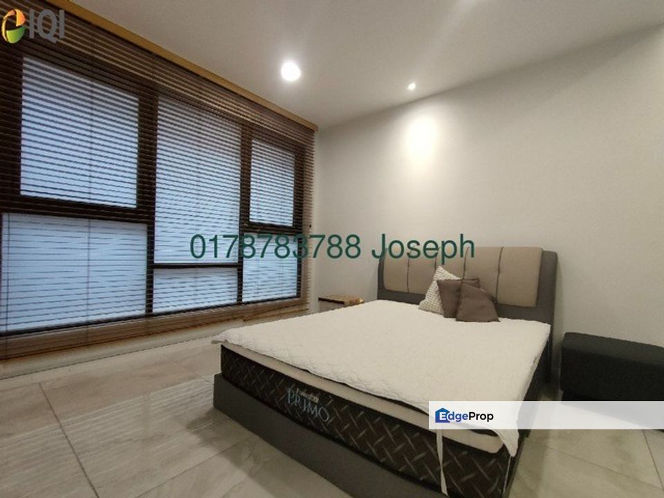 The Water Edge Apartments, , 