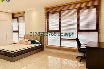 The WaterEdge Apartments