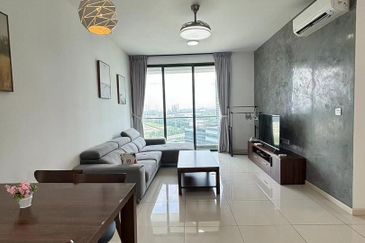 The M @ Medini Macrolink