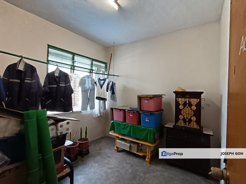 Taman Megah Ria flat Level-3, 3-Rooms 2-Toilets , Johor, Masai